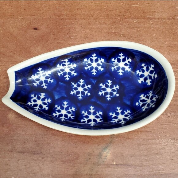 Polish Pottery Blue Snowflake Spoon Rest - Picture 2 of 5